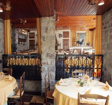 Auberge De L'Abbaye Signy-lʼAbbaye Esterno foto