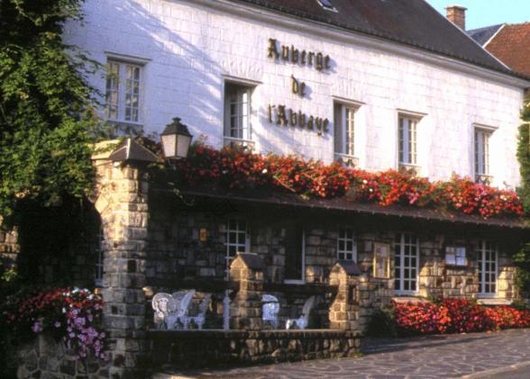 Auberge De L'Abbaye Signy-lʼAbbaye Esterno foto