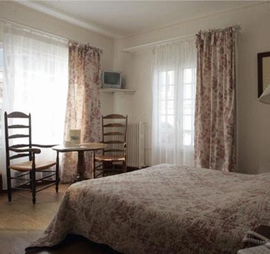 Auberge De L'Abbaye Signy-lʼAbbaye Esterno foto